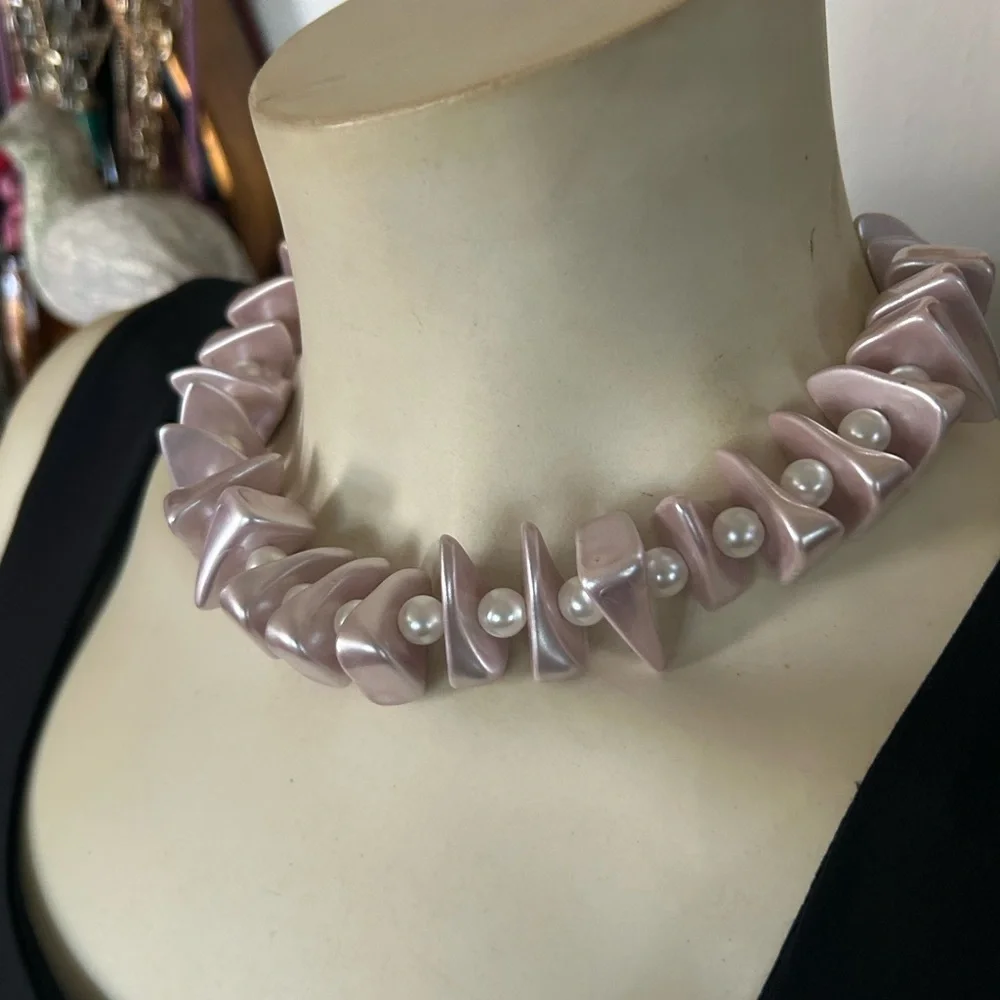 Vintage Chunky Lilac & Pearl Bead Choker Necklace
